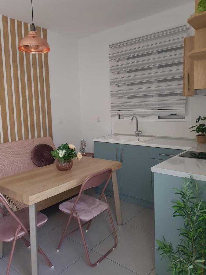 Galazia Thea Apartments Archangelos  Esterno foto